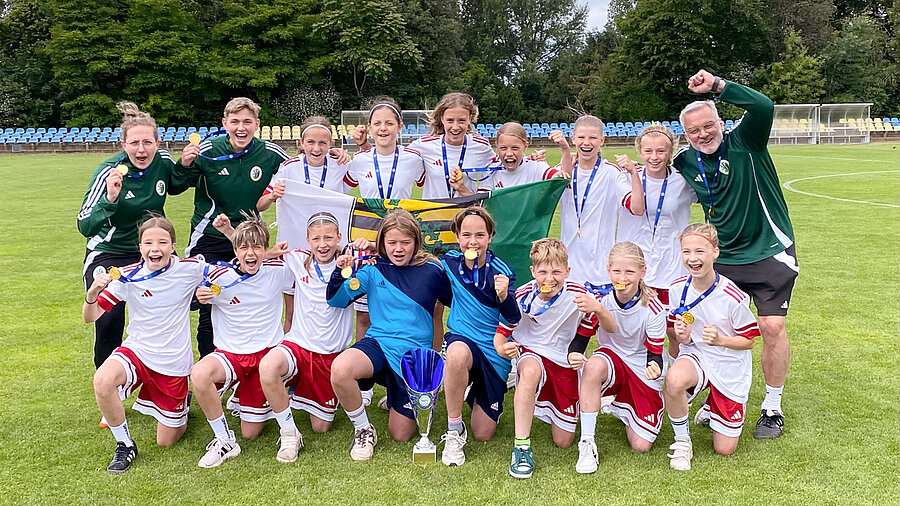 Die sächsische U 12-Juniorinnen Landesauswahl konnte den NOFV-Titel verteidigen. © Sophie Mörtlbauer