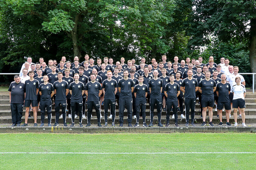 Unter optimalen Bedingungen bereiteten sich die Schiedsrichterinnen und Schiedsrichter der SFV-Spielklassen am letzten Juni-Wochenende auf das anstehende Spieljahr 2024/2025 vor.